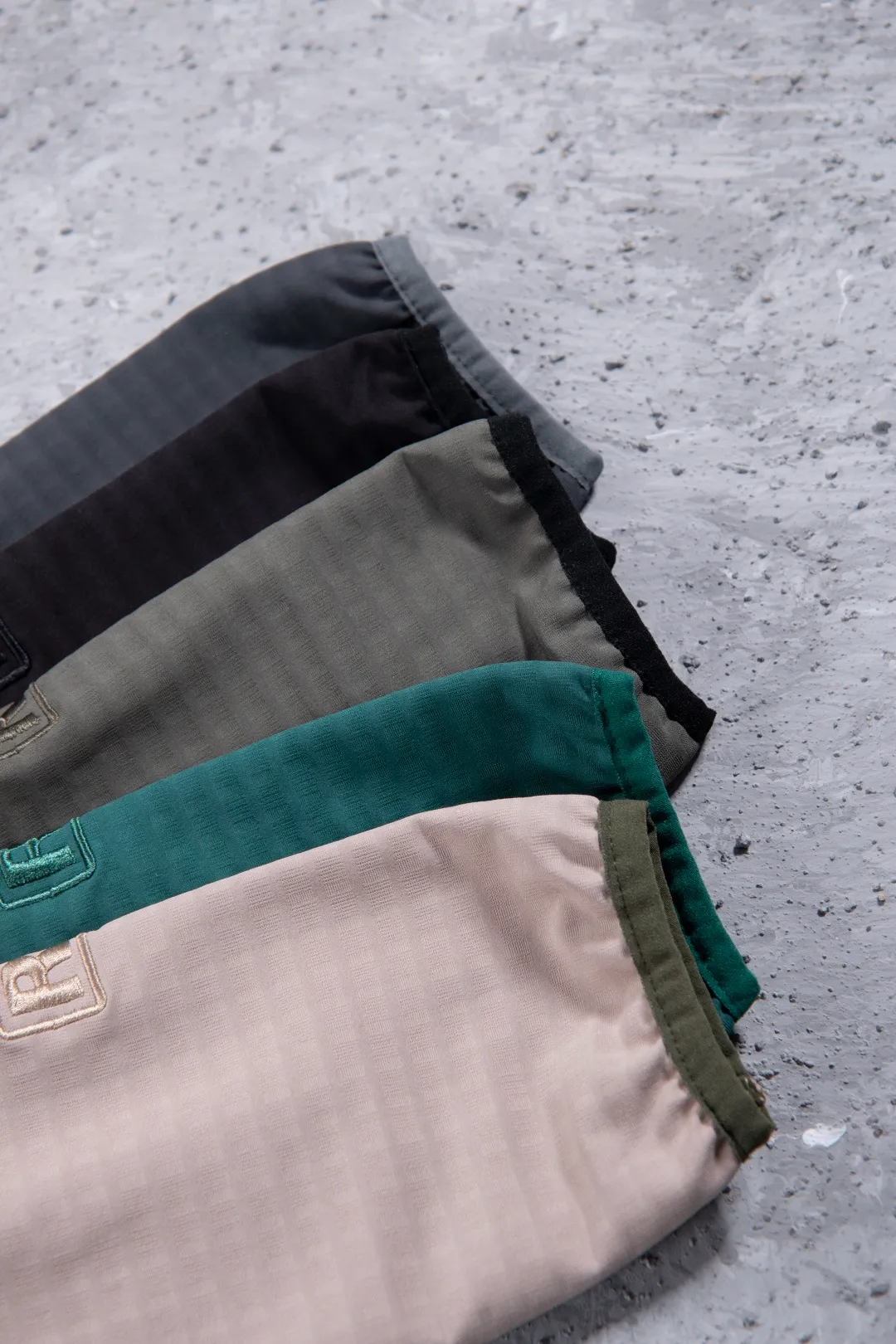 5505 P155 PATAGONIA REI ， ， 。PATAGONIA ， 、 。 ：Black Green Green Khaki patagonia R 1 ： : R ： Size ： S（ 112 73 68 45） M（ 116 74 69 47） L（ 120 75 70 48） XL（ 124 76 71 50） 170cm，80-130 S 170-175cm，130-150 M 175-180cm，150-170 L 180-185cm，170-190 XL